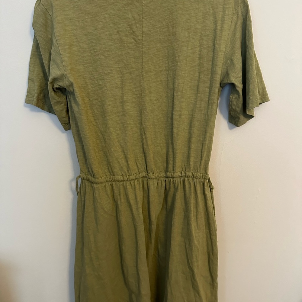 Old Navy olive green drawstring t shirt dress  medium tall.